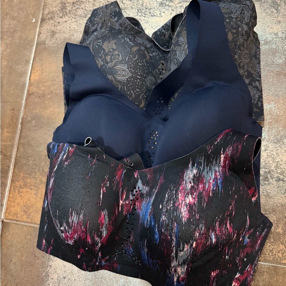 3 Victoria’s Secret sport bras - size 32D